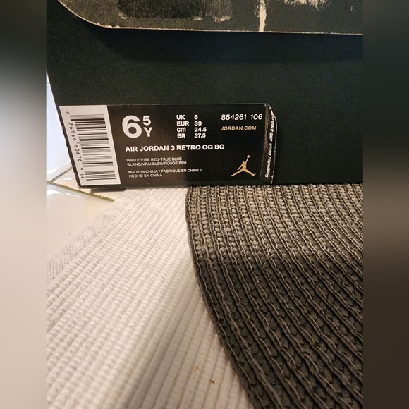 Air Jordan 3 Retro OG BG size 6 1/2 Youth - Picture 9 of 9